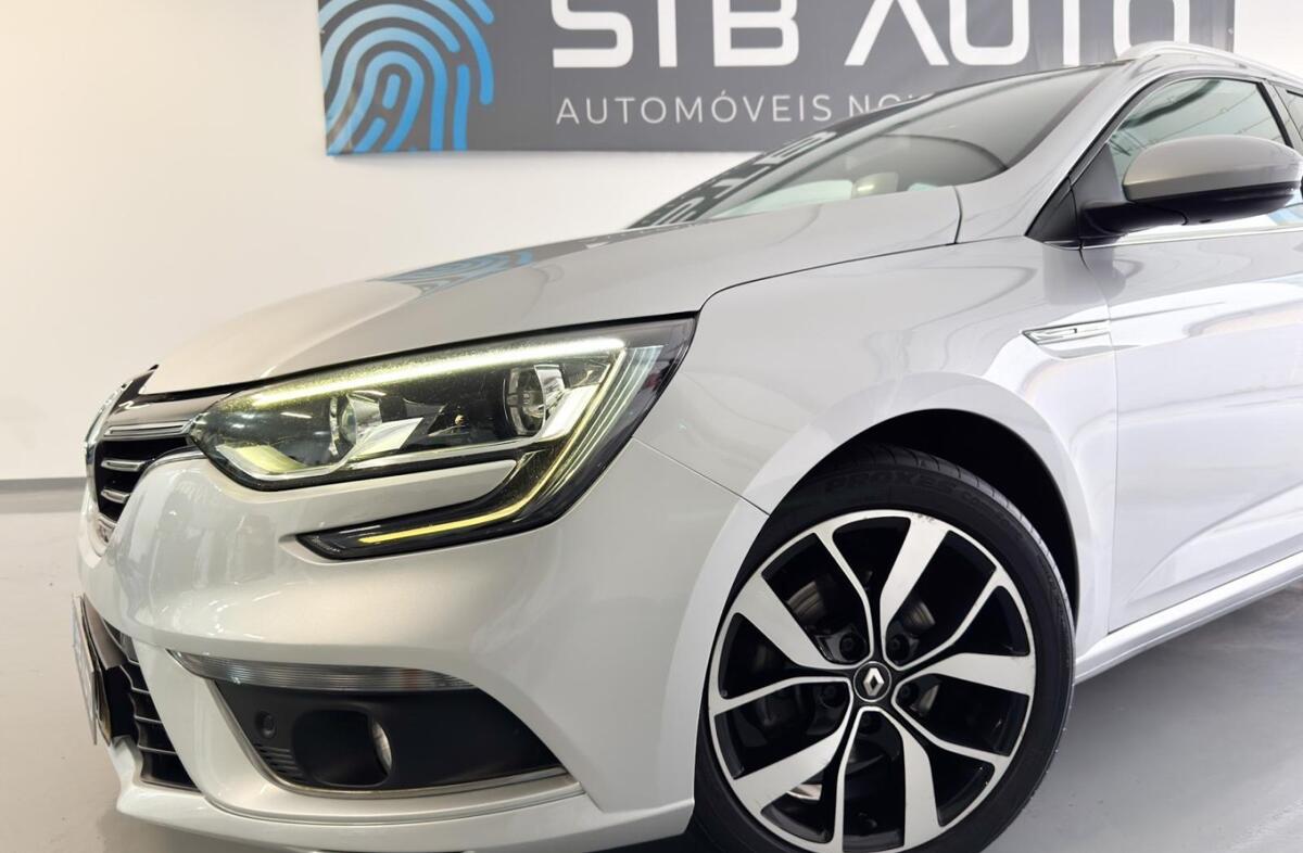 RENAULT Mégane 1.5 Blue dCi Bose Ed.EDC