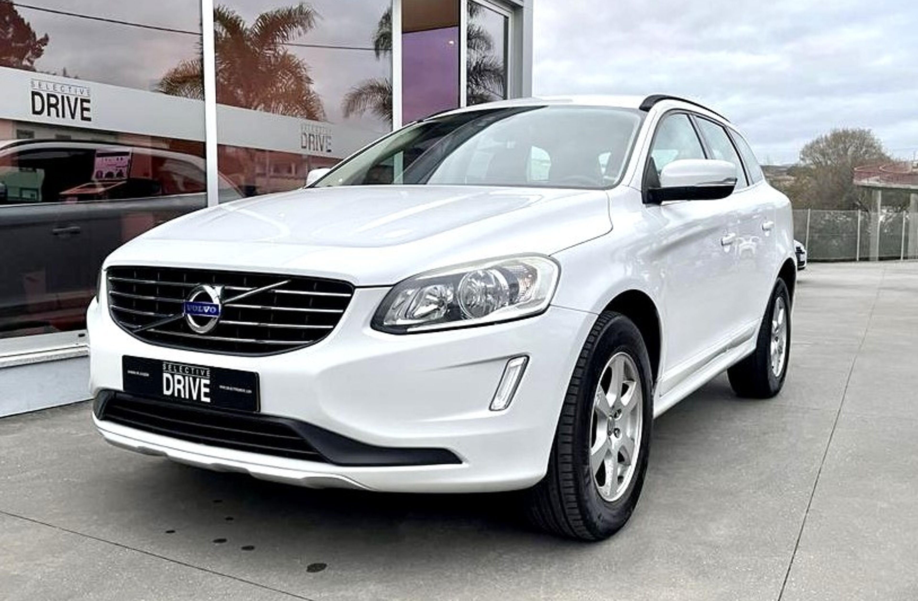 VOLVO XC60 2.0 D4 Momentum