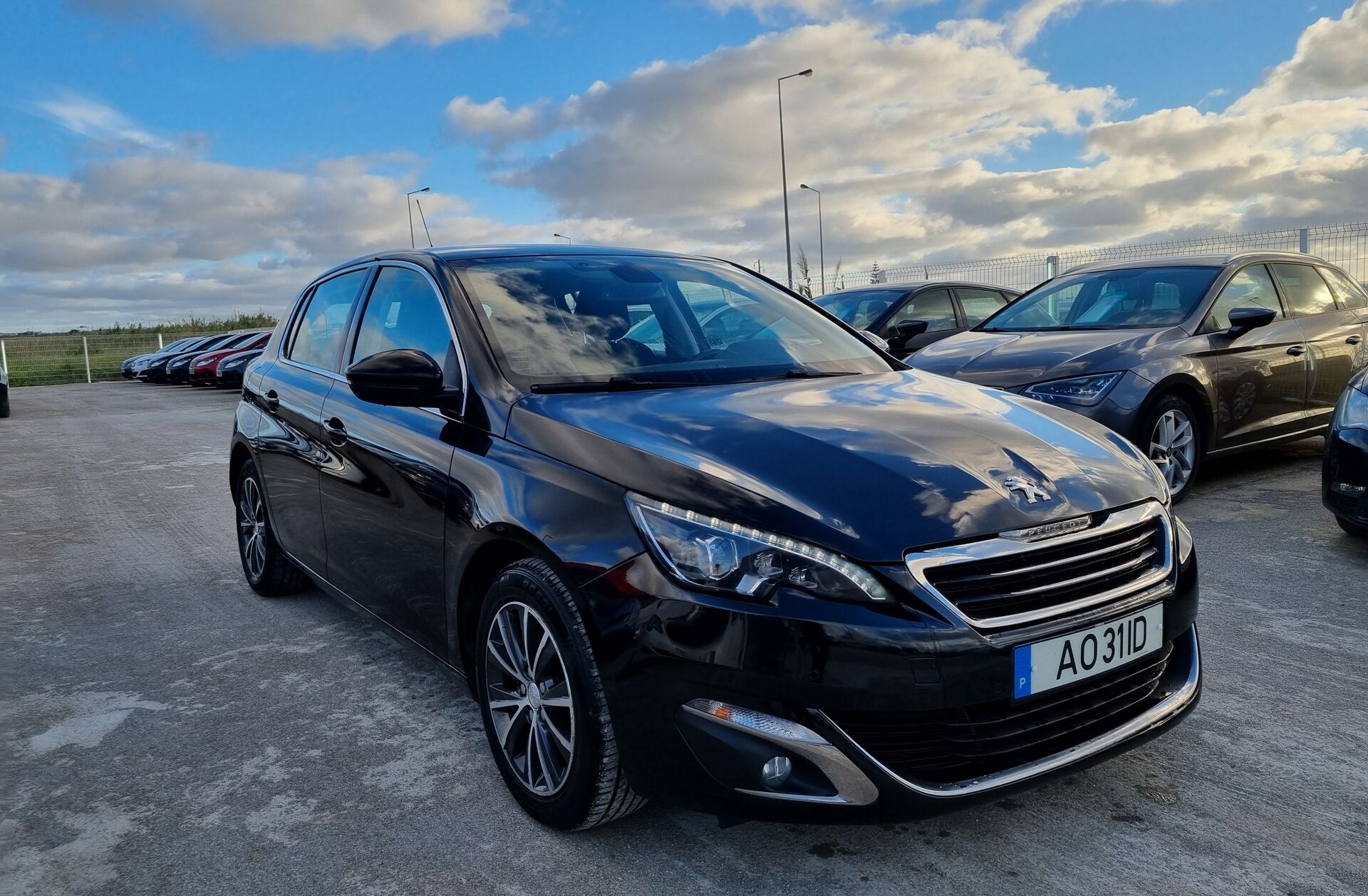 PEUGEOT 308 1.6 e-HDi Allure J17