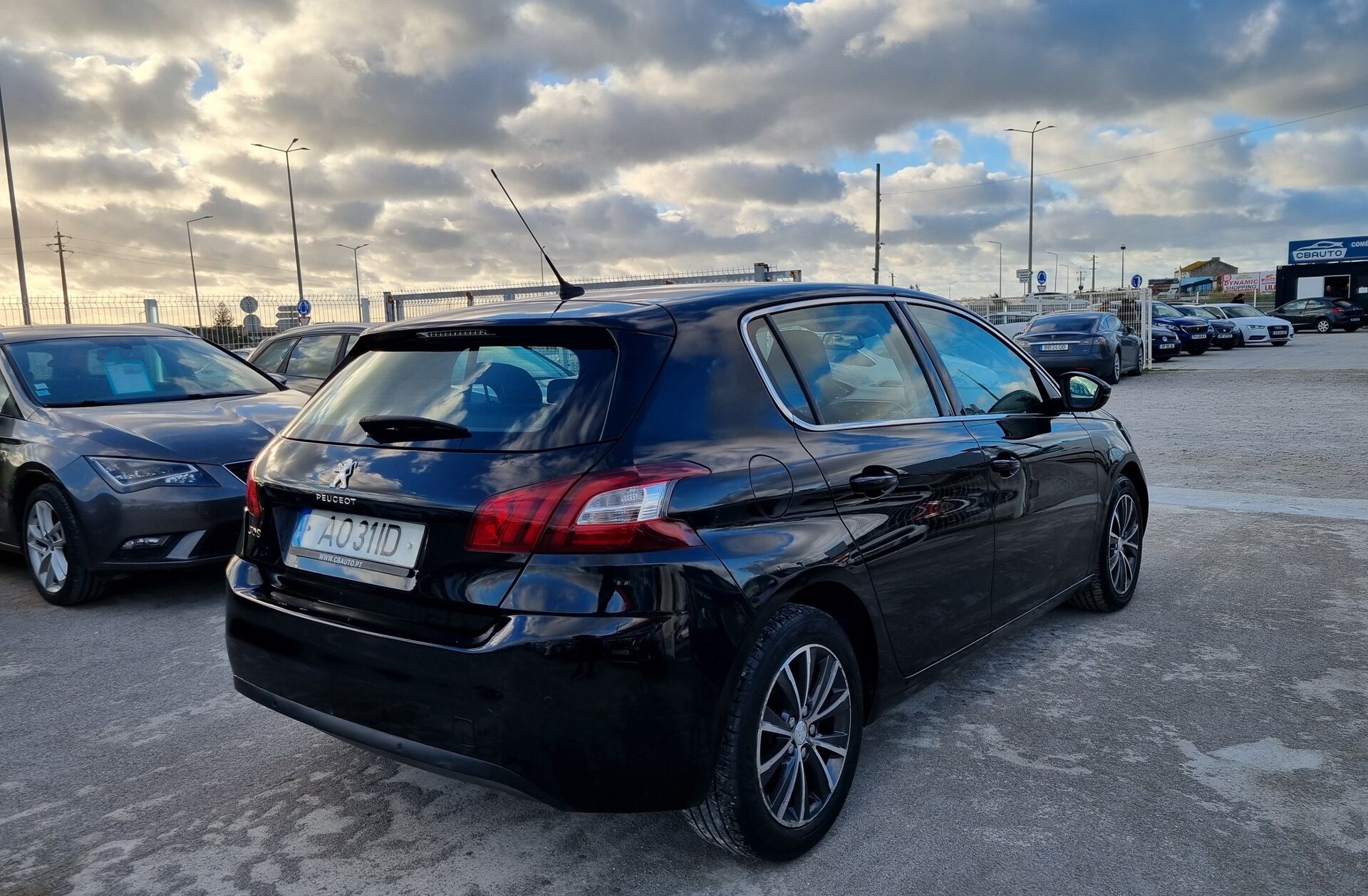 PEUGEOT 308 1.6 e-HDi Allure J17