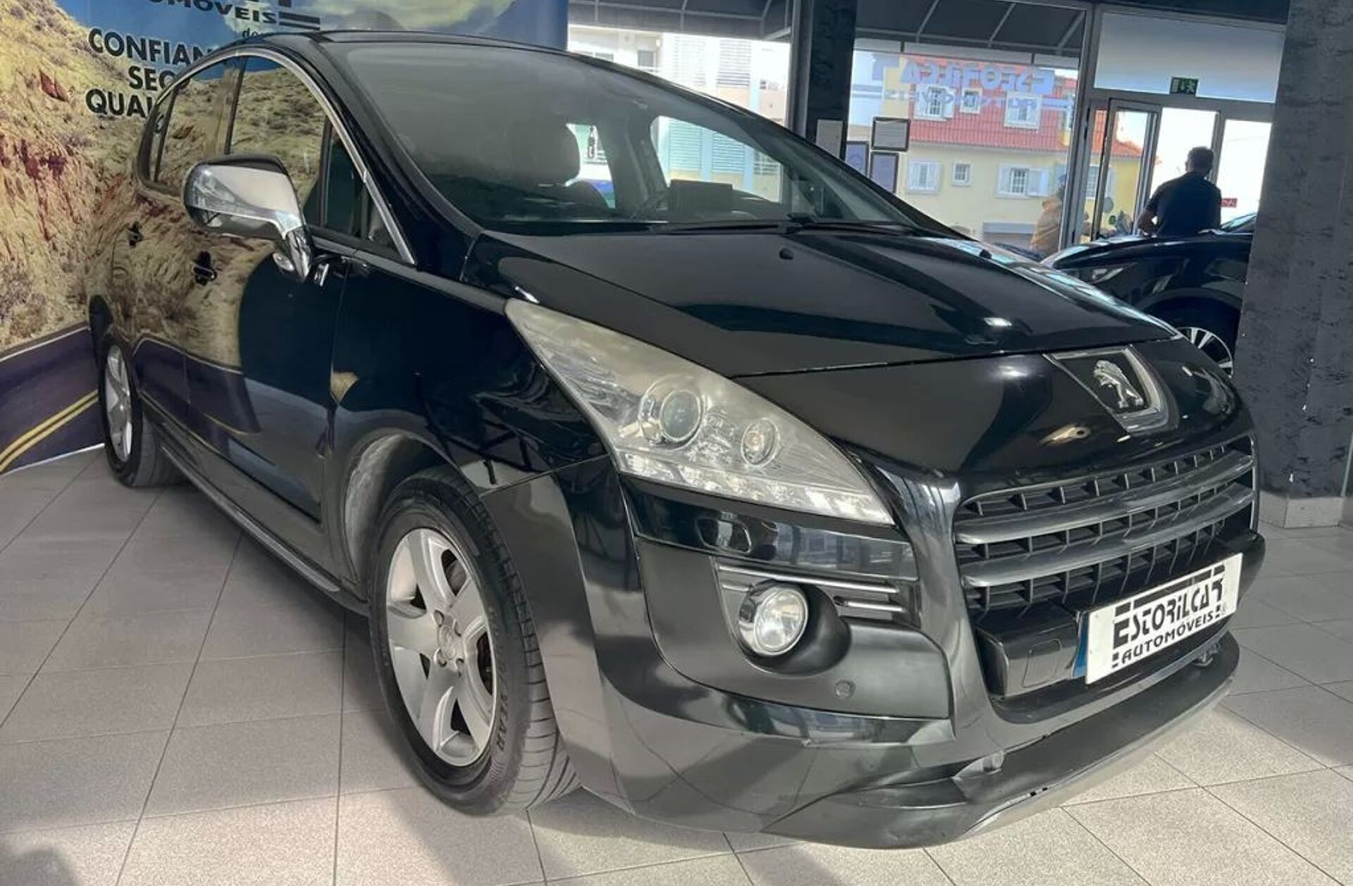 PEUGEOT 3008 2.0 HDi Hybrid4