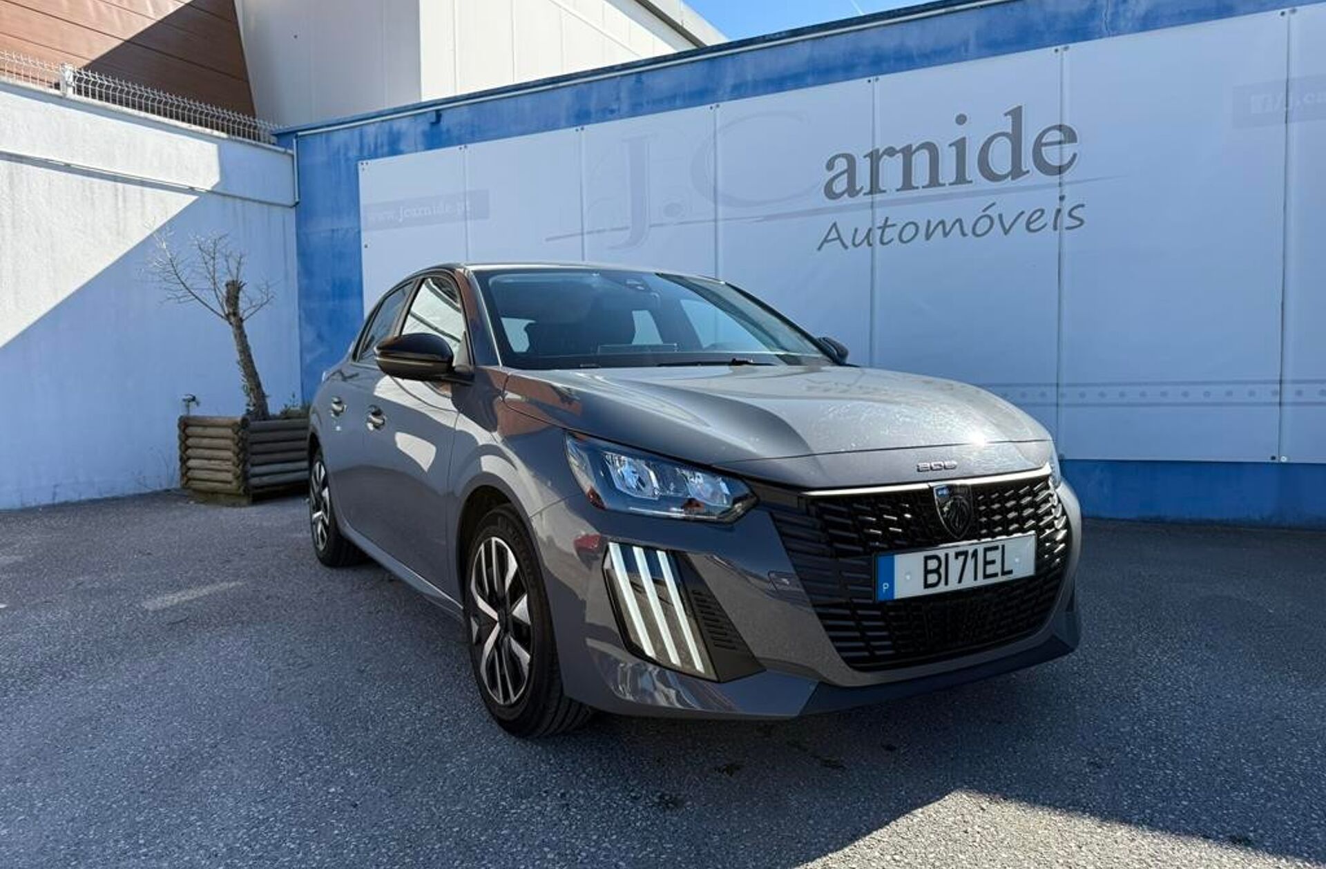 PEUGEOT 208 1.2 PureTech Active