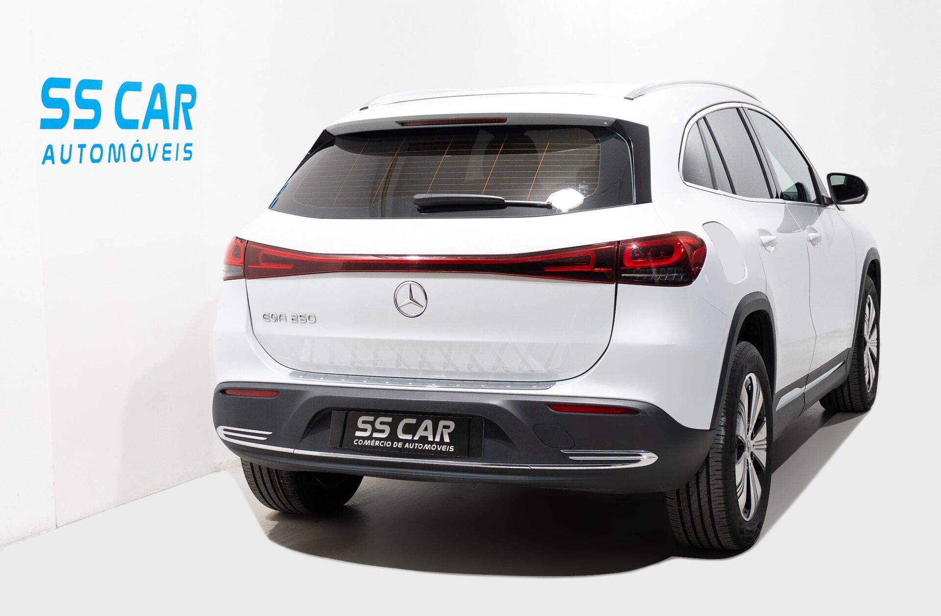 MERCEDES EQA 250 Progressive