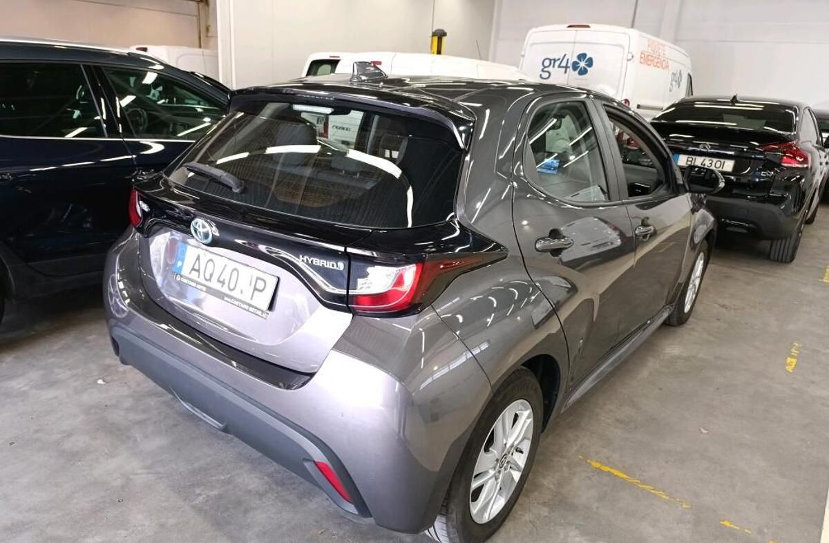 TOYOTA Yaris 1.5 HDF Comfort Plus