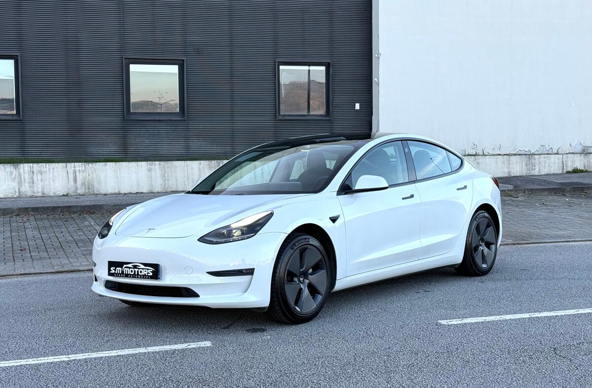 TESLA Model 3 Long-Range Dual Motor AWD