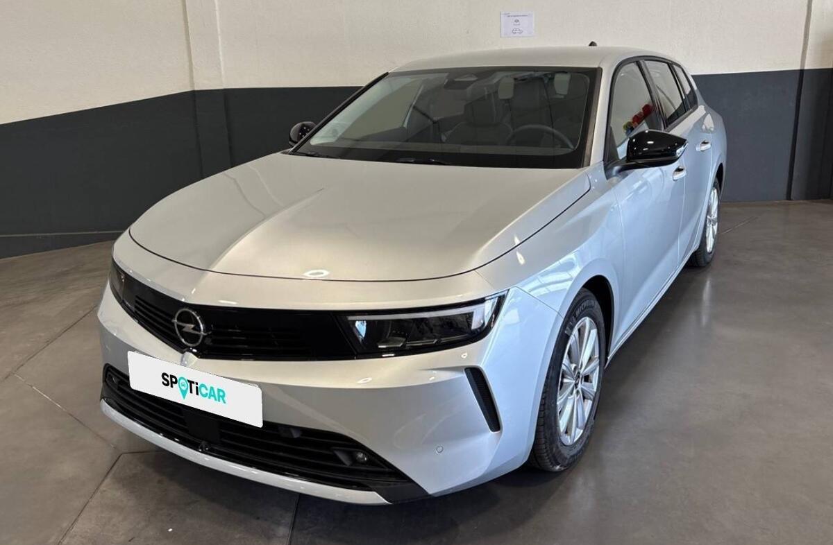 OPEL Astra 1.5 D Edition Aut.