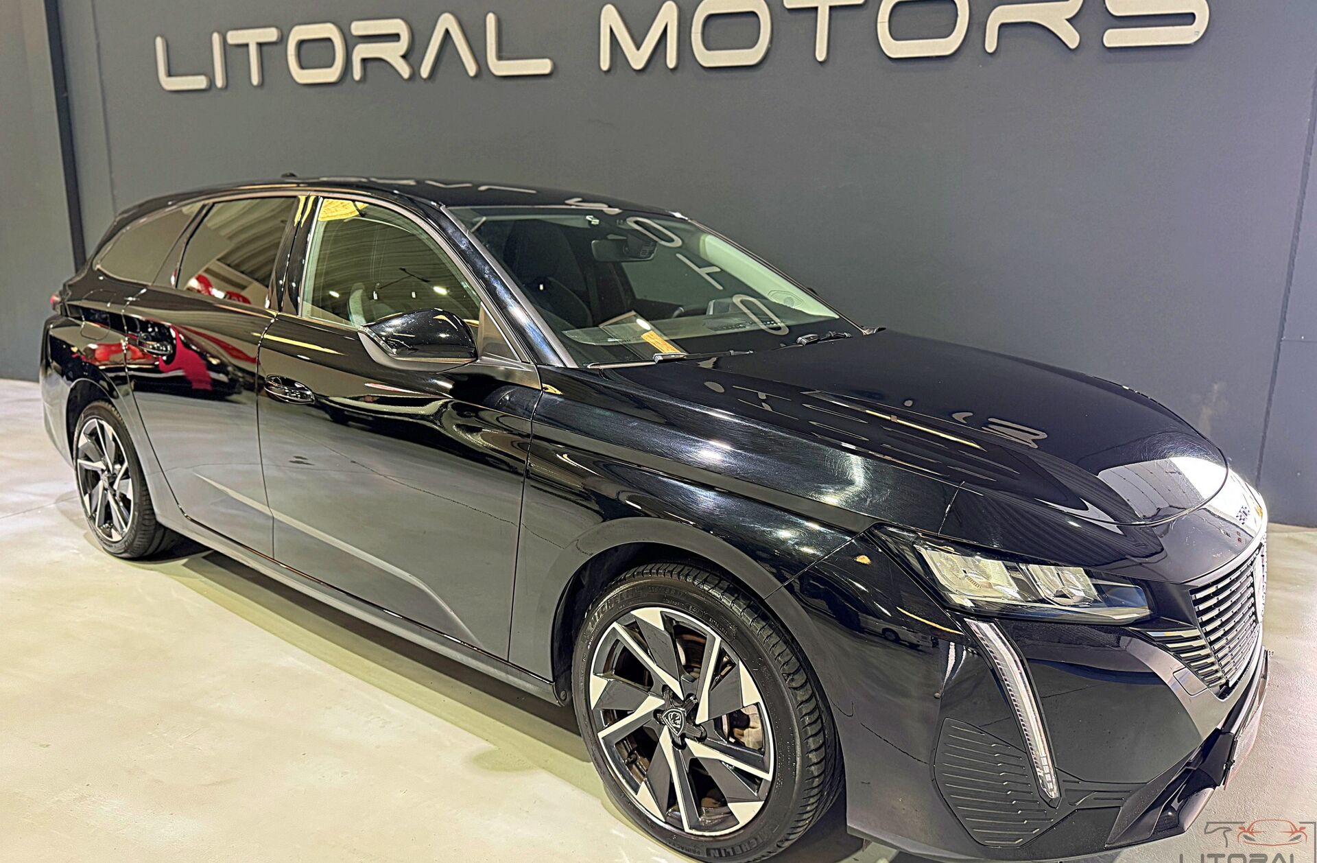 PEUGEOT 308 SW 1.2 PureTech Allure EAT8