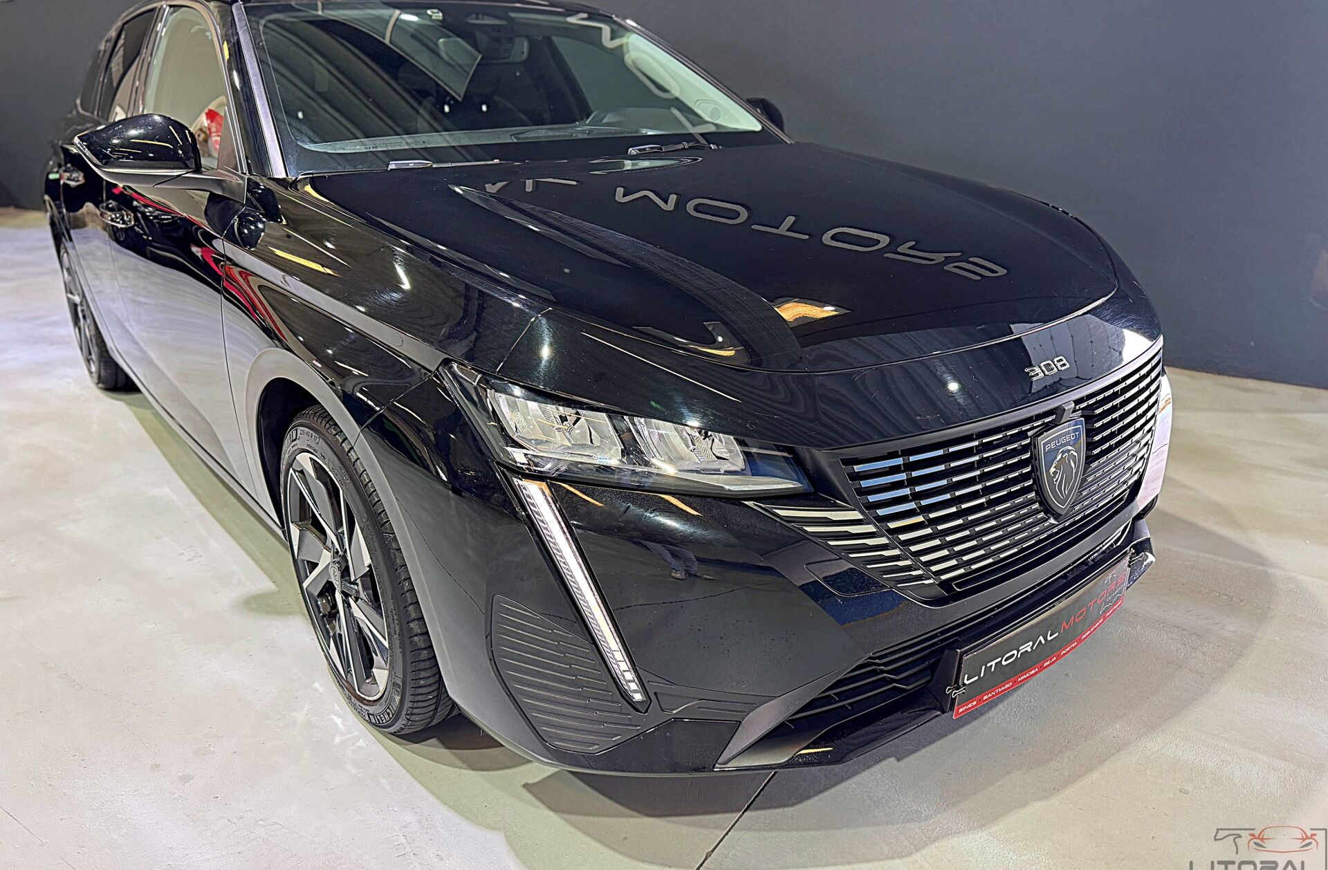 PEUGEOT 308 SW 1.2 PureTech Allure EAT8