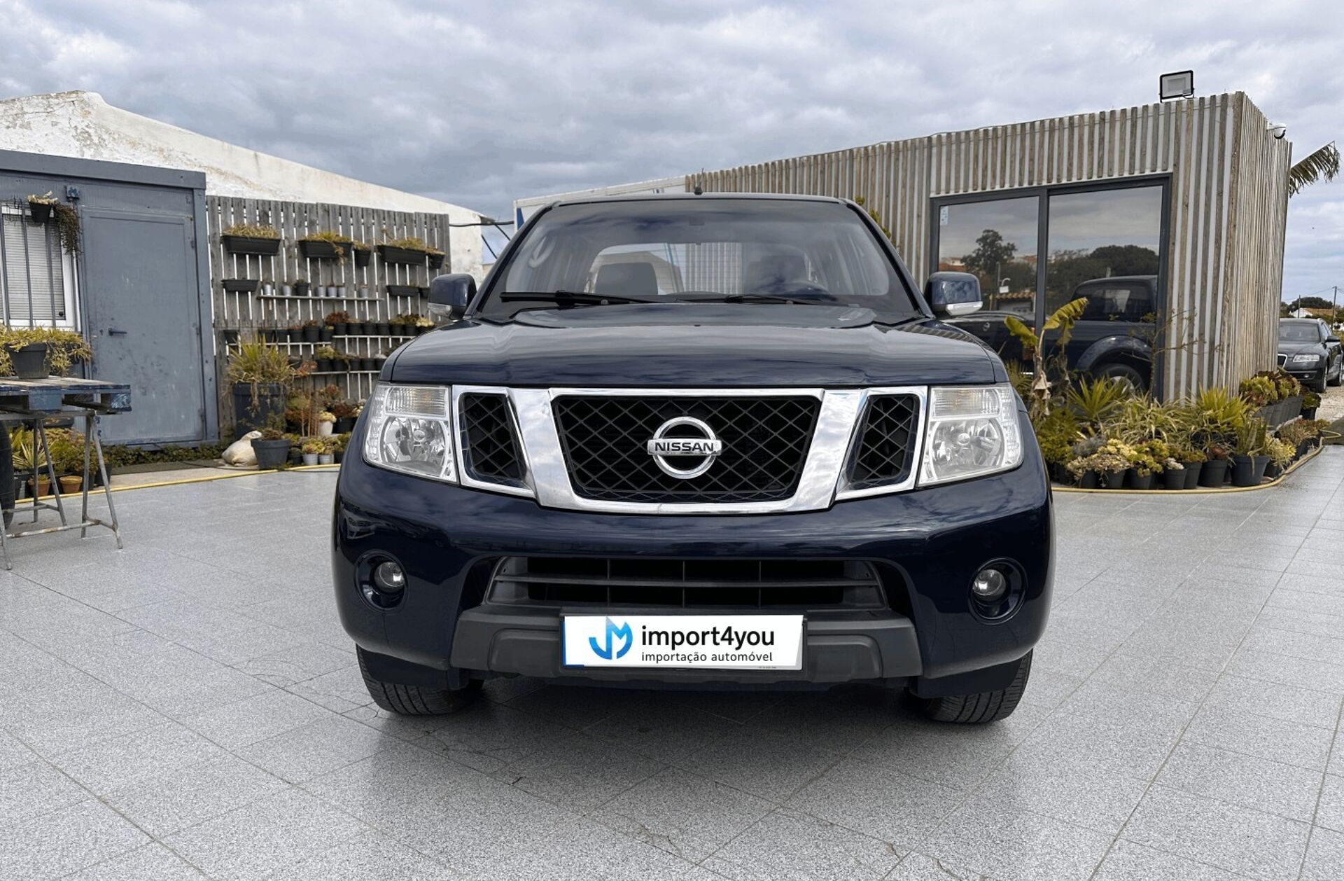 NISSAN Navara 2.5 dCi CD XE 3.5T 4WD