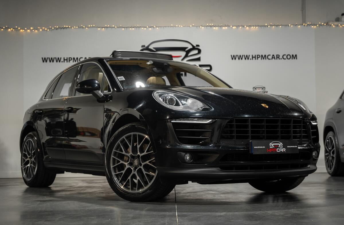 PORSCHE Macan S