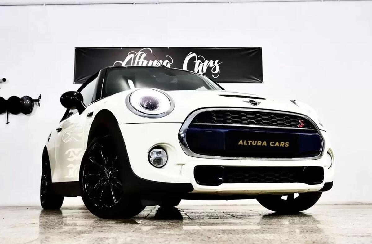 MINI Mini Cooper SD Auto Desportiva