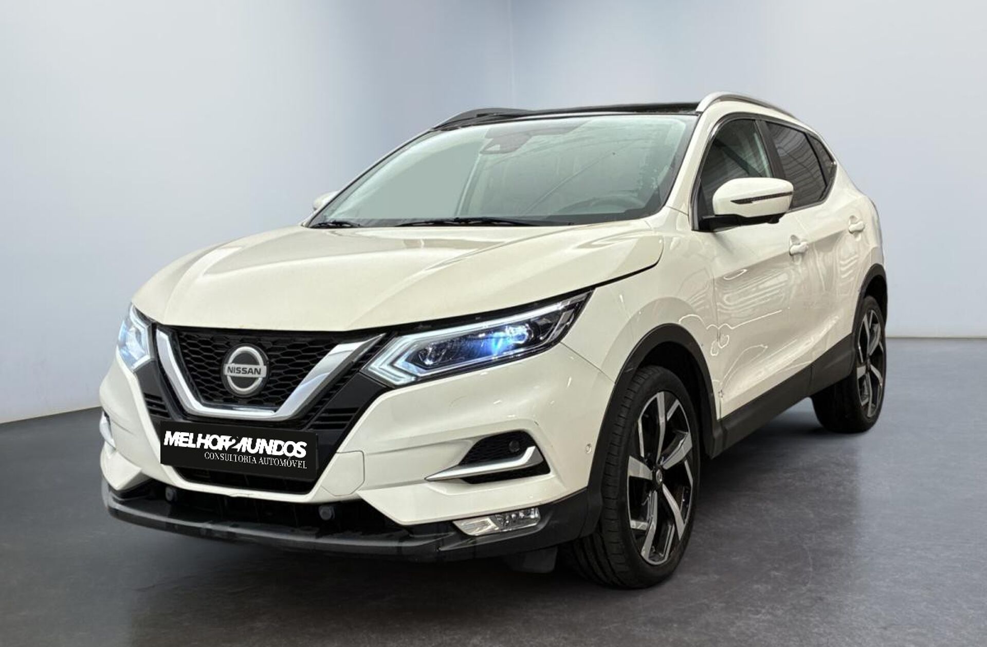 NISSAN Qashqai 1.3 DIG-T Tekna DCT