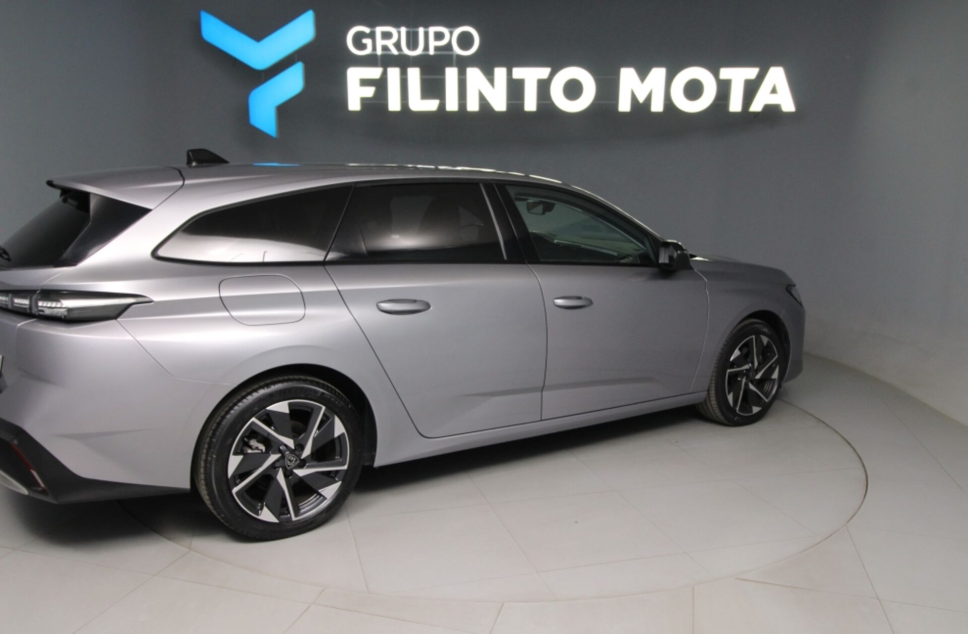 PEUGEOT 308 SW 1.2 PureTech Allure EAT8