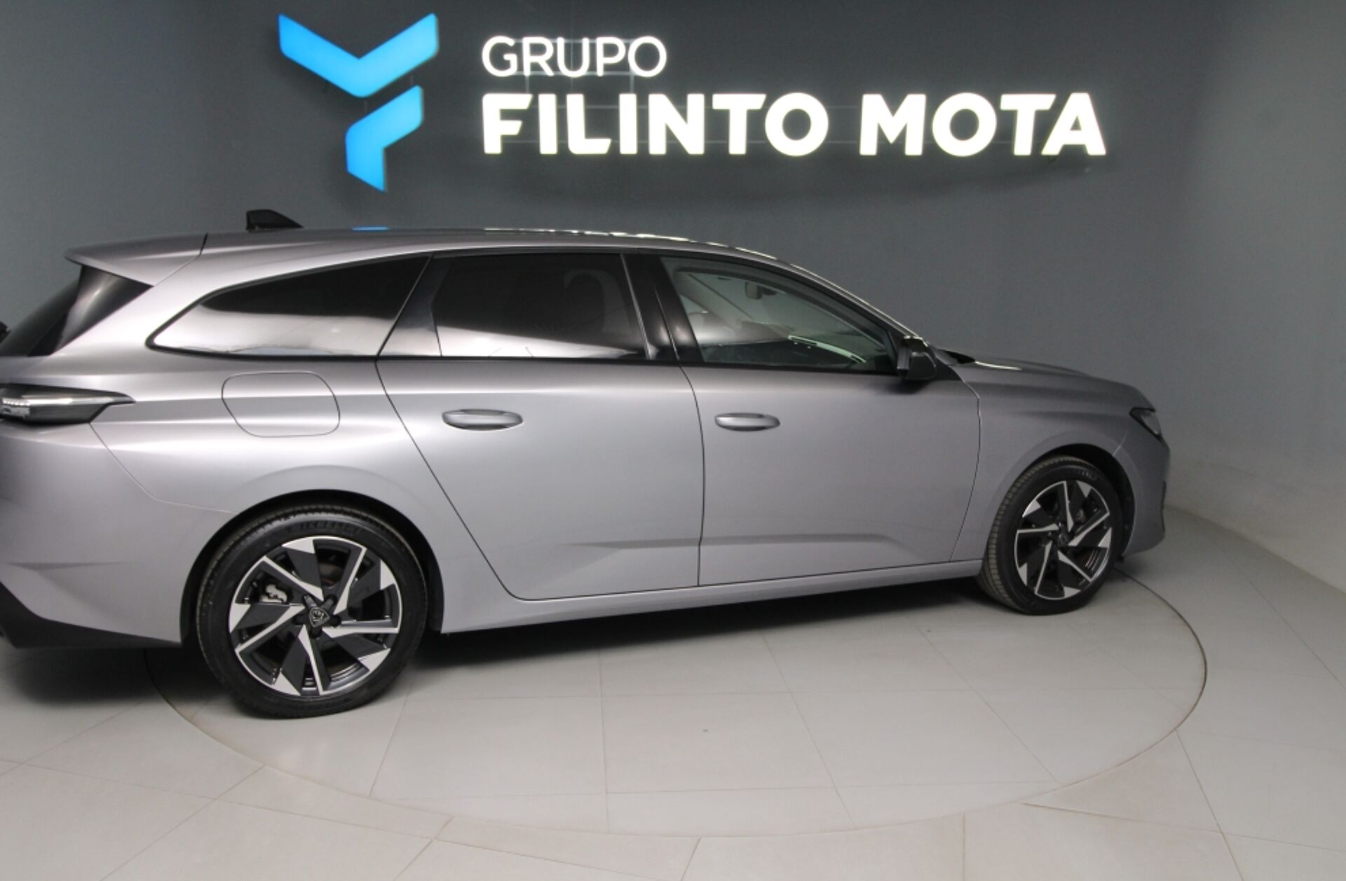 PEUGEOT 308 SW 1.2 PureTech Allure EAT8