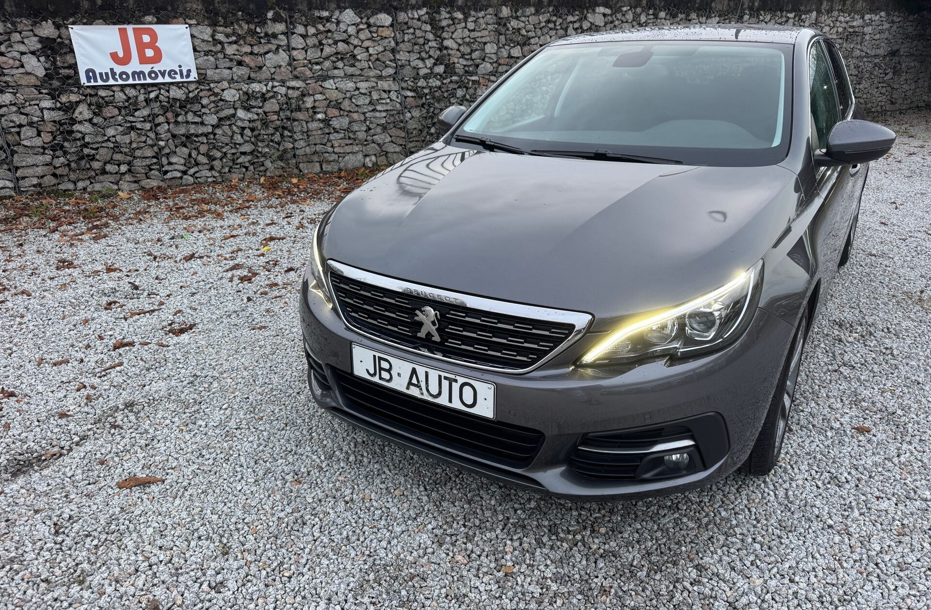 PEUGEOT 308 1.2 PureTech Allure