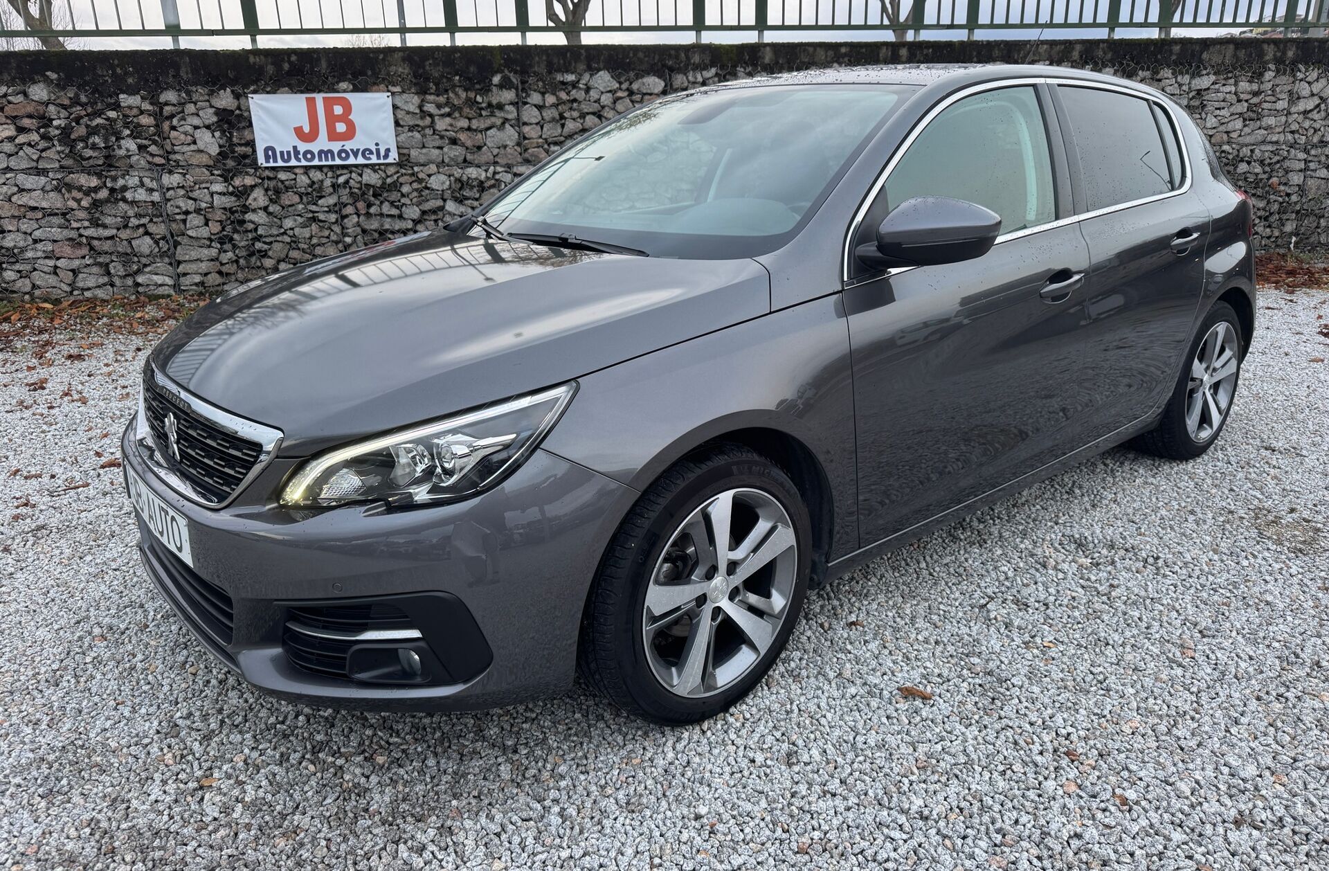 PEUGEOT 308 1.2 PureTech Allure
