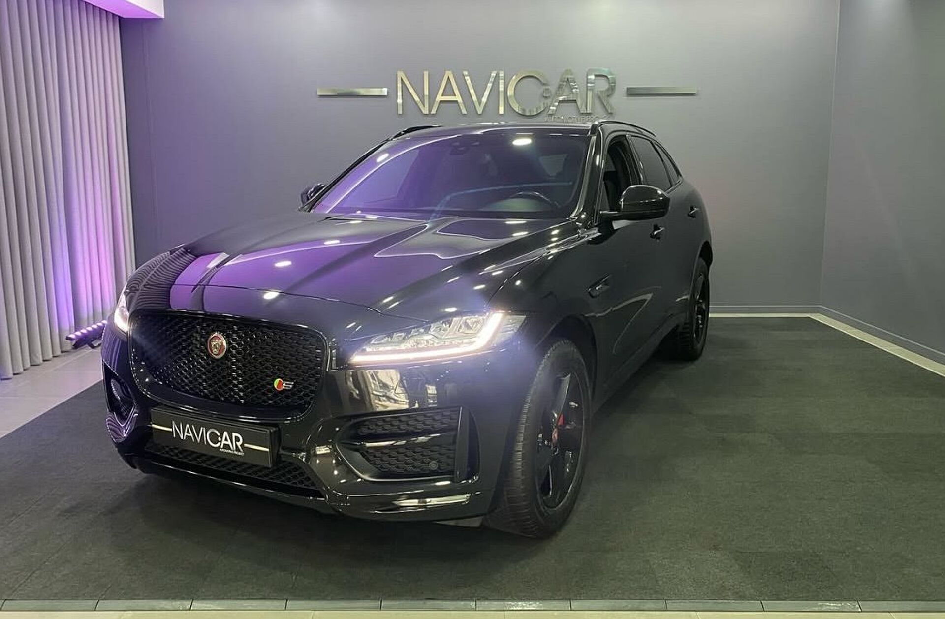 JAGUAR F-Pace 2.0 i4D R-Sport Aut.