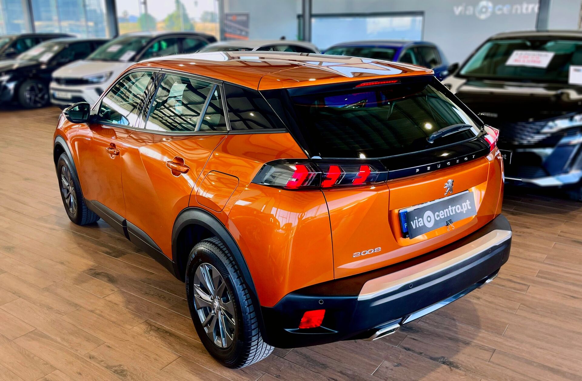 PEUGEOT 2008 1.2 PureTech GT Pack EAT8