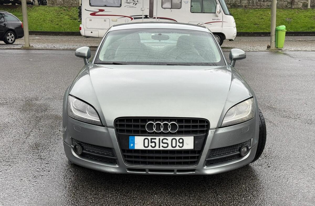 AUDI TT 2.0 TDi quattro S-line