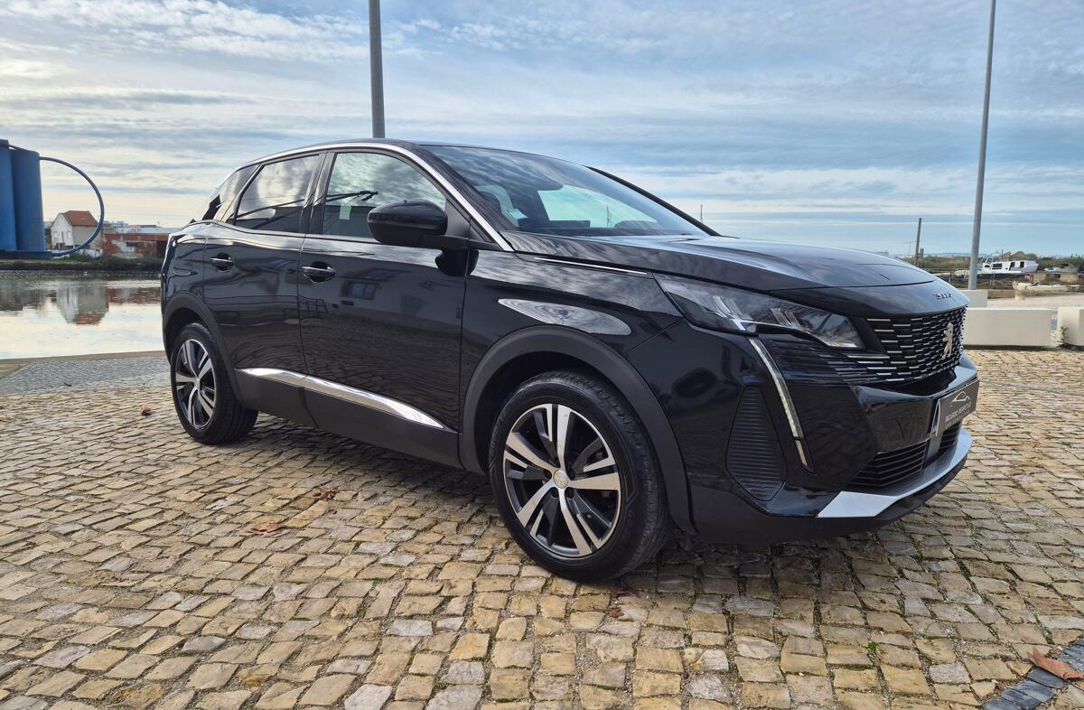PEUGEOT 3008 1.5 BlueHDi Allure Pack