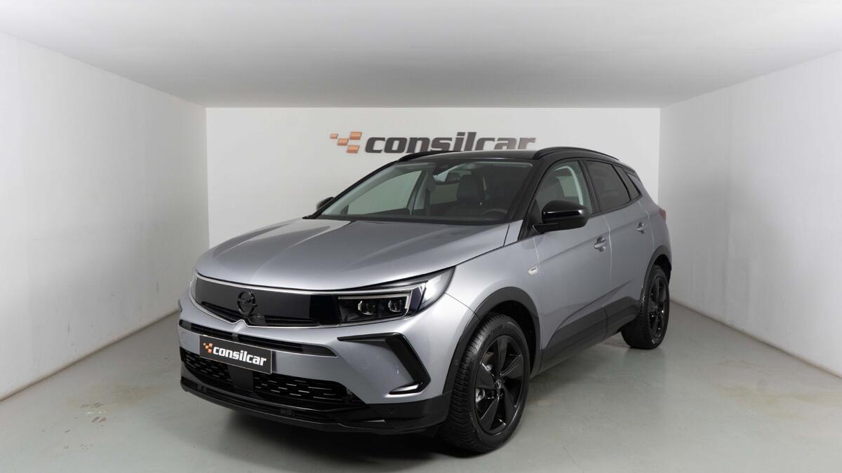 Opel Grandland 1.2 T Gs At