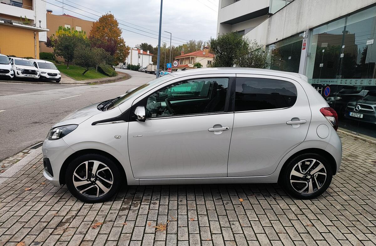 PEUGEOT 108 1.0 VTi Style