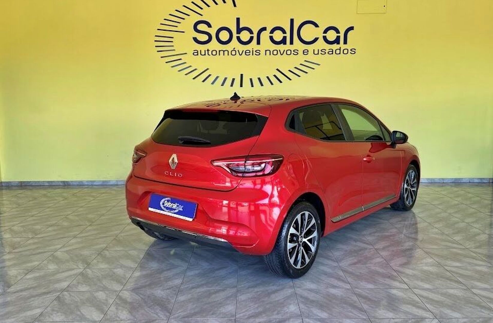 RENAULT Clio 1.0 TCe Intens