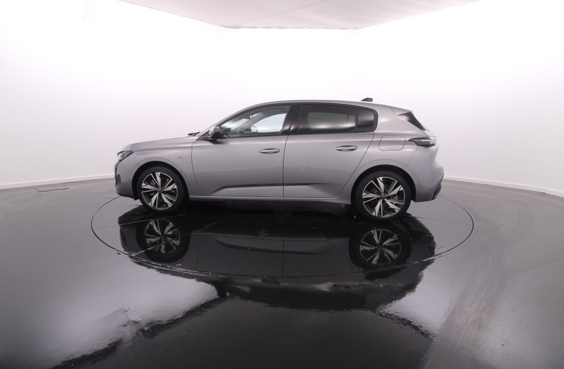 PEUGEOT 308 1.6 Hybrid Allure e-EAT8