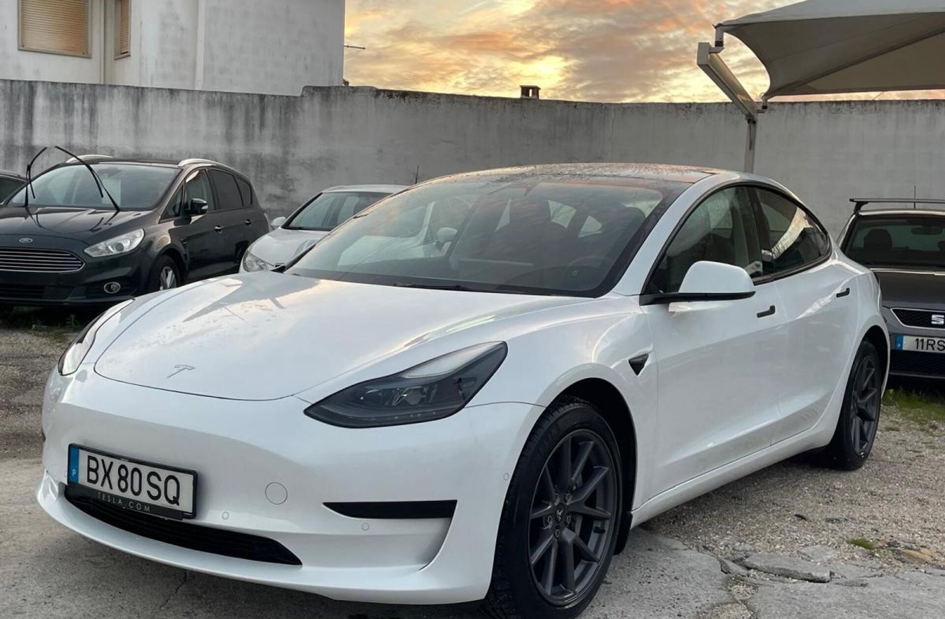 TESLA Model 3 Standard Range Plus RWD