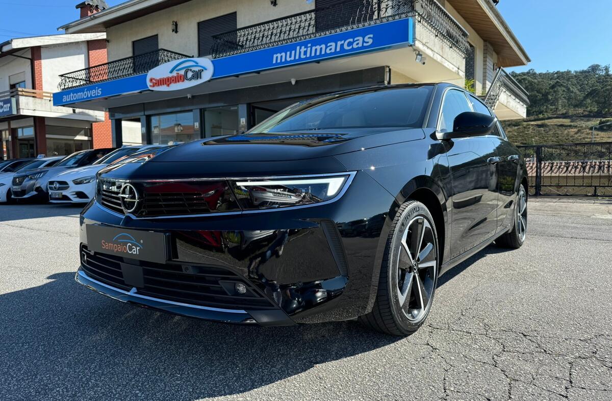 OPEL Astra 1.5 D Elegance Aut.