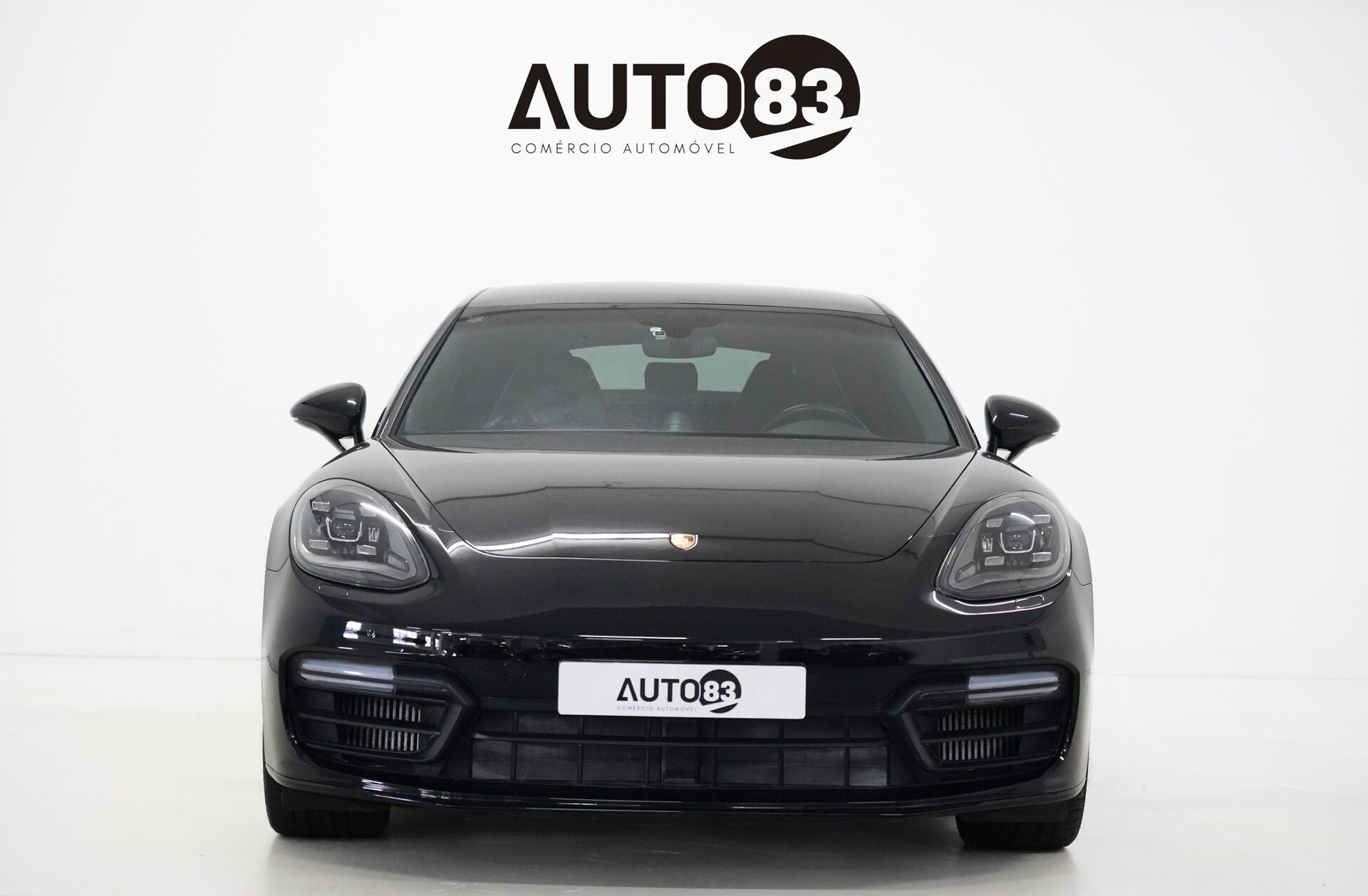 PORSCHE Panamera 4 E-Hybrid