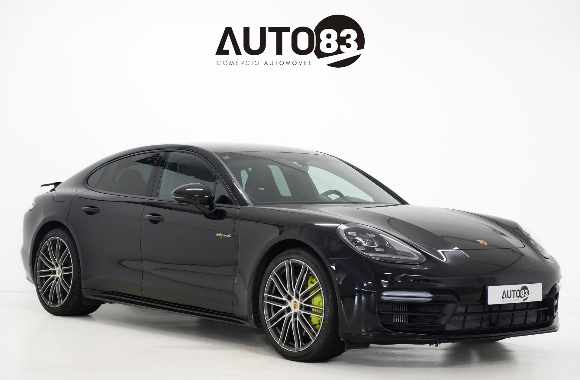 PORSCHE Panamera 4 E-Hybrid