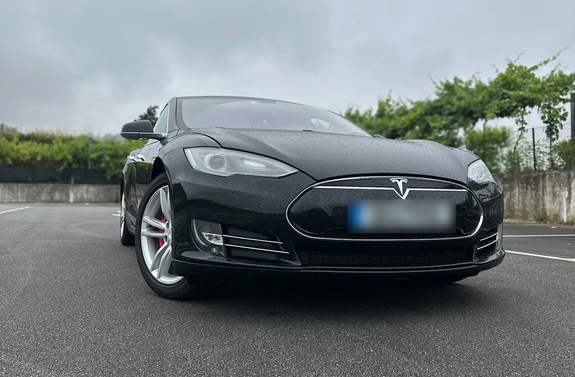 TESLA Model S 85 Perfomance