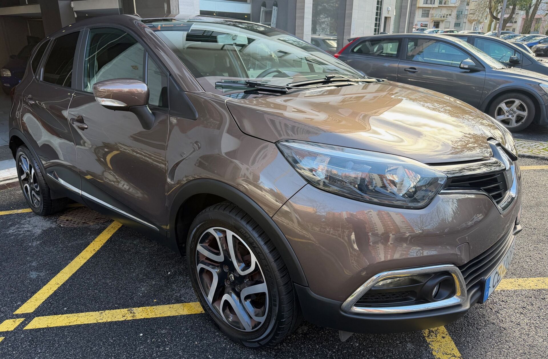 RENAULT Captur 0.9 TCE Exclusive