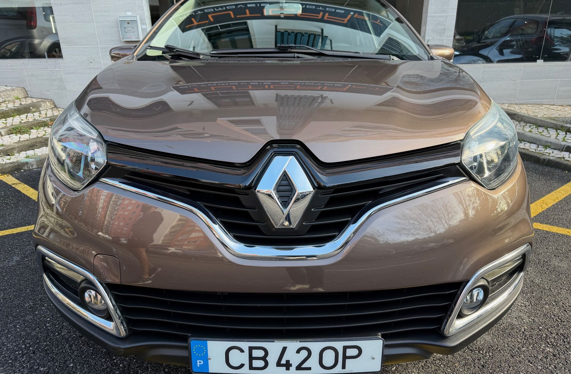 RENAULT Captur 0.9 TCE Exclusive