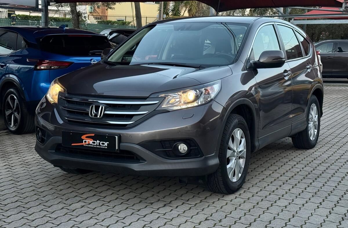 HONDA CR-V 2.0 i-VTEC Active Top AT