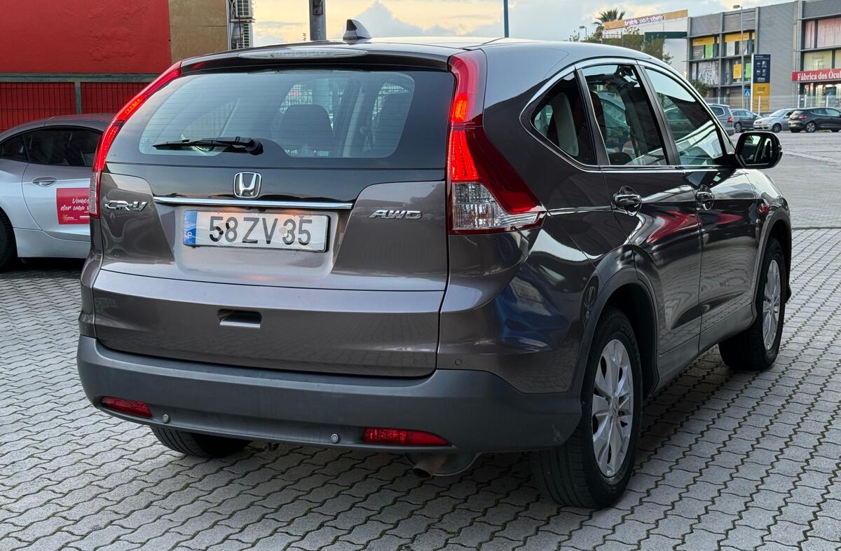 HONDA CR-V 2.0 i-VTEC Active Top AT