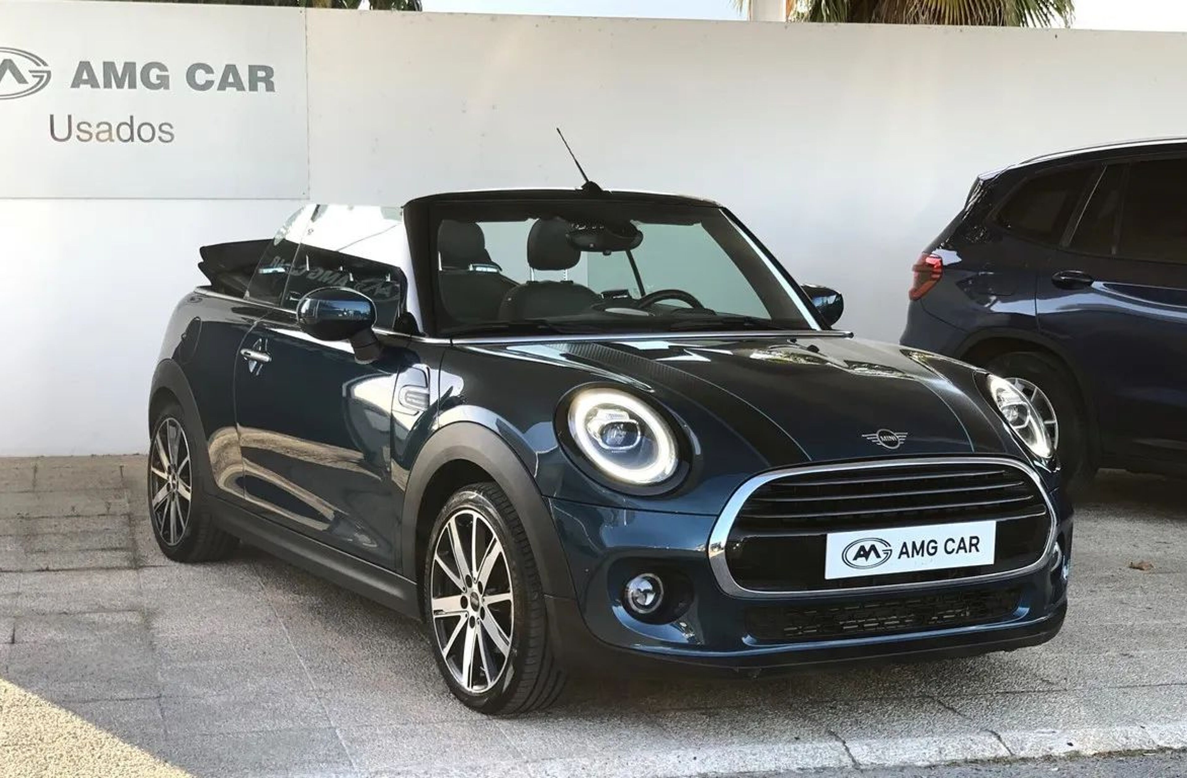 MINI Mini Cooper Premium Sidewalk Special Edition Auto
