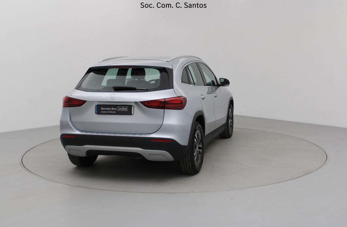 MERCEDES Classe GLA GLA 180 d