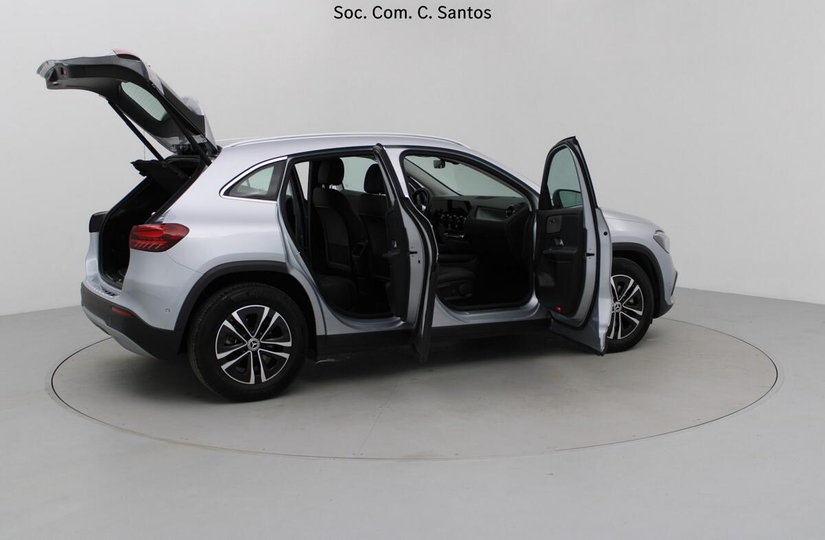 MERCEDES Classe GLA GLA 180 d