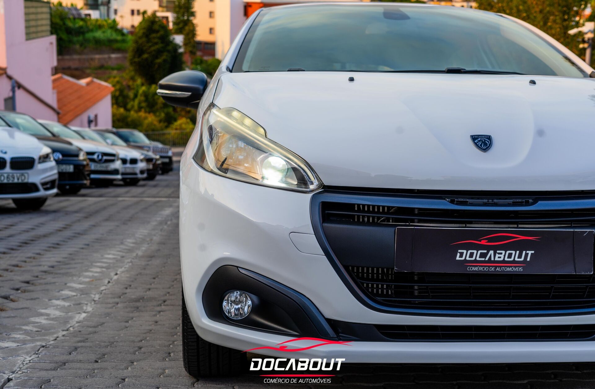 PEUGEOT 208 1.2 PureTech GT Line