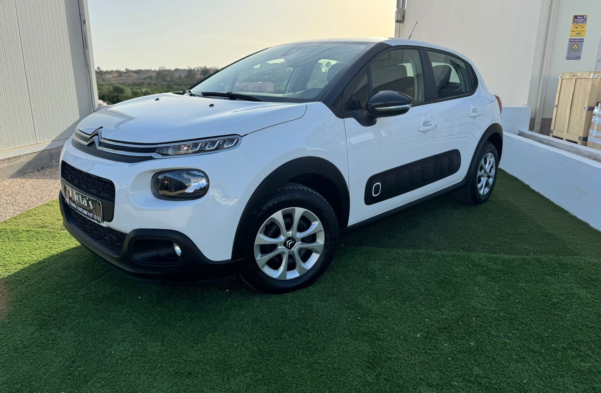 CITROEN C3 1.2 PureTech Shine