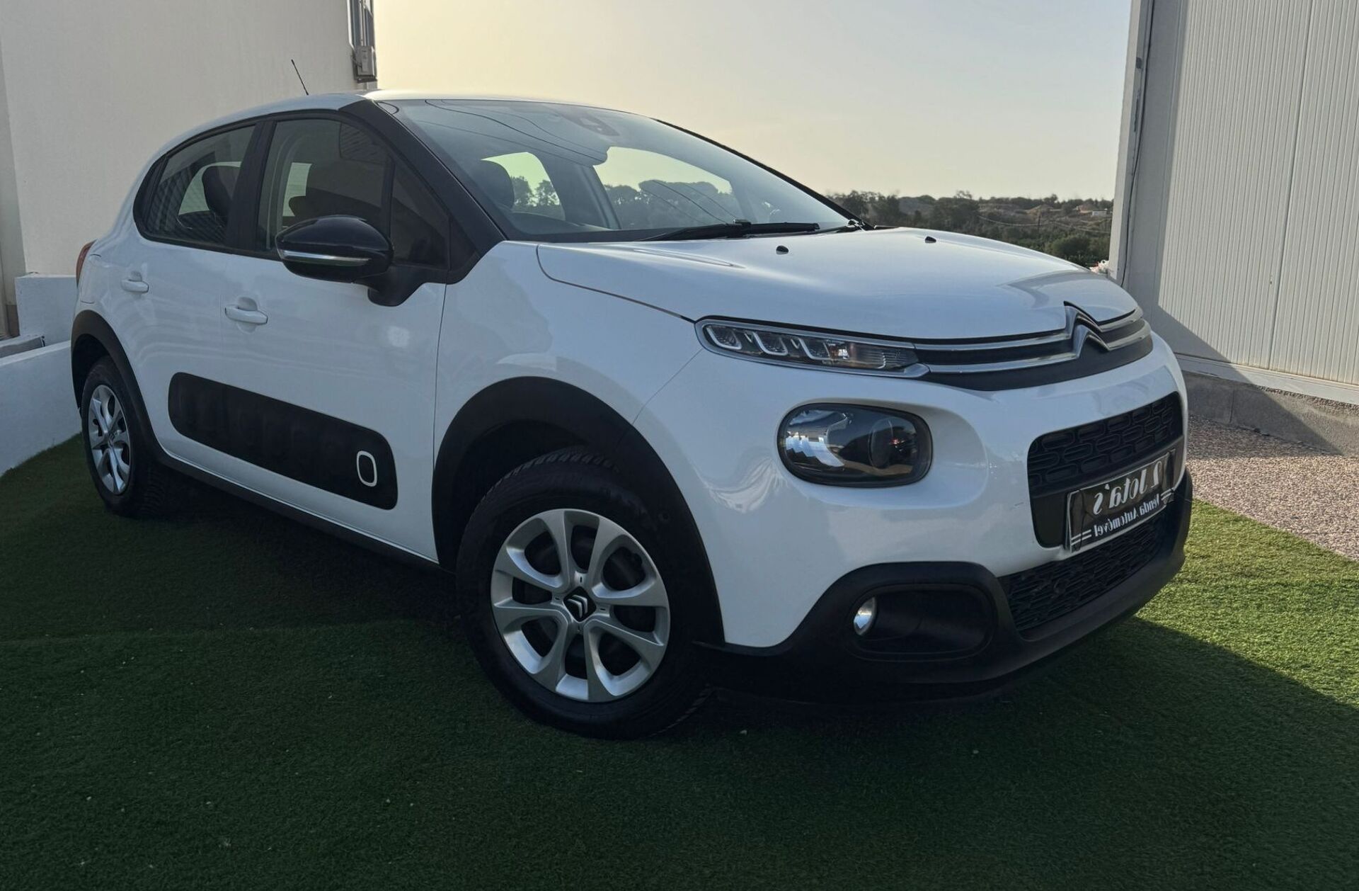 CITROEN C3 1.2 PureTech Shine