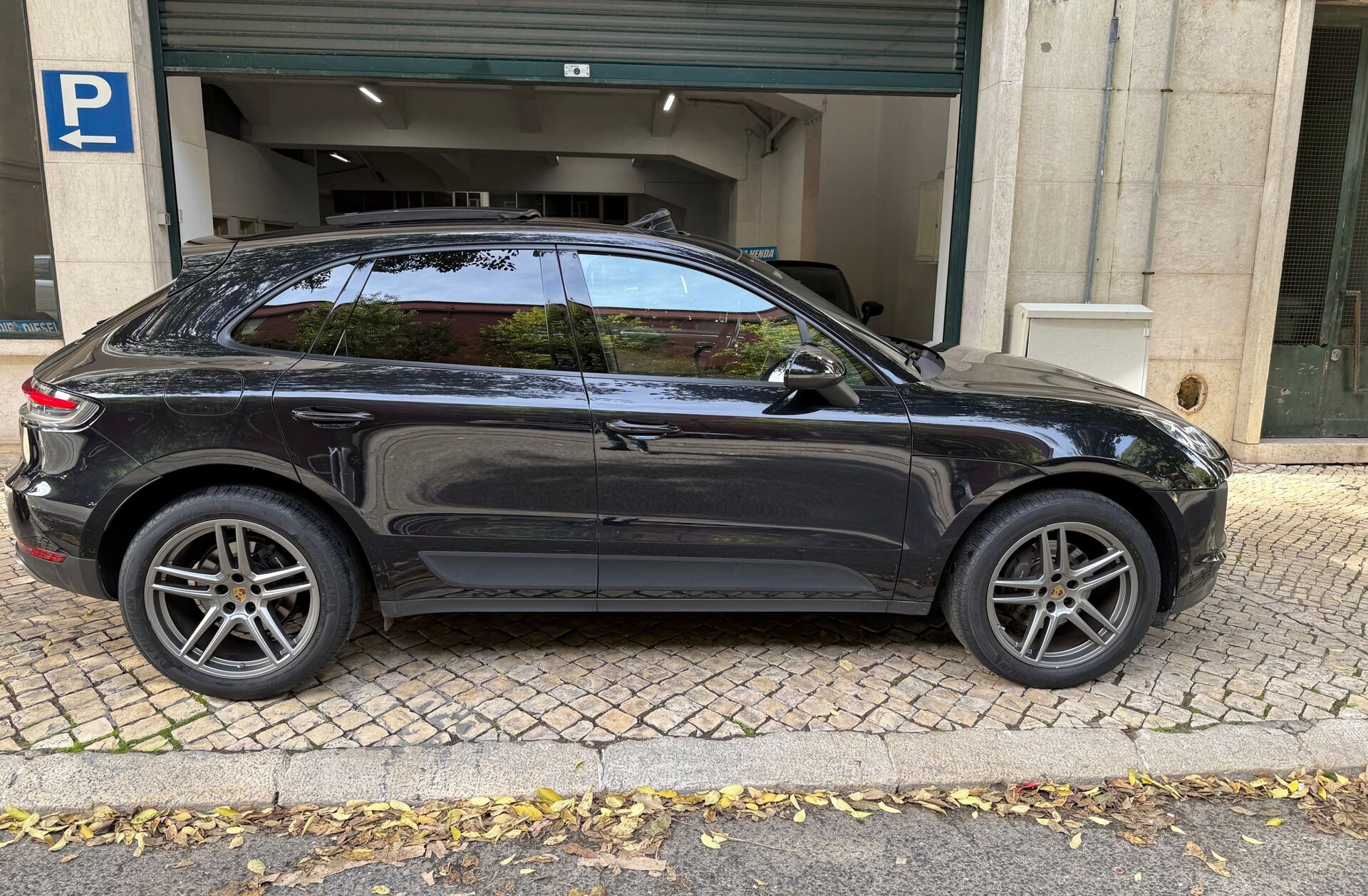 PORSCHE Macan Macan
