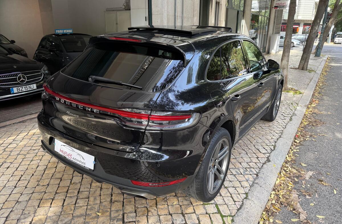 PORSCHE Macan Macan