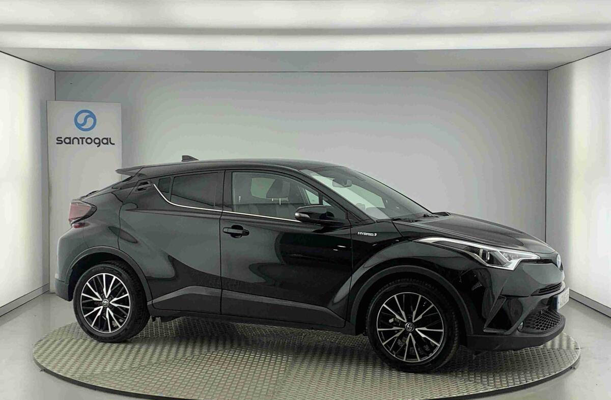 TOYOTA C-HR 1.8 Hybrid Exclusive+P.Luxury