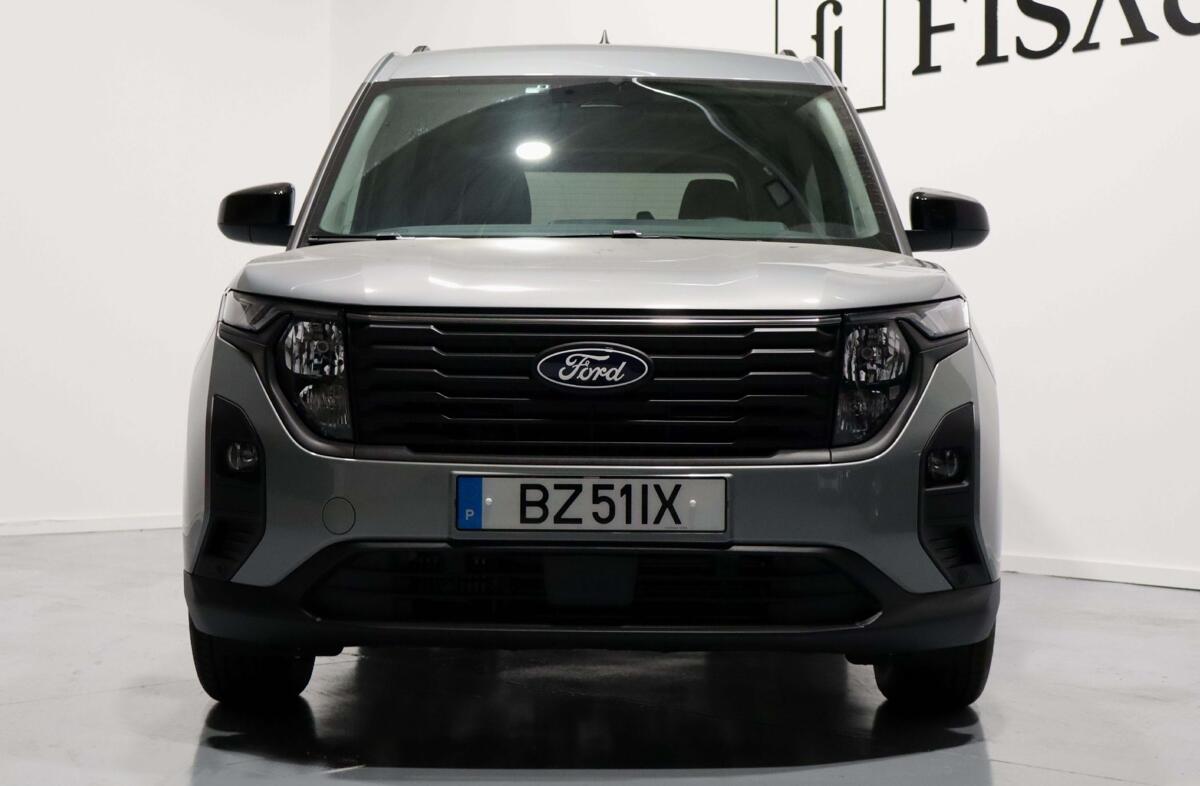 FORD Courier Tourneo  1.0 EcoBoost Titanium