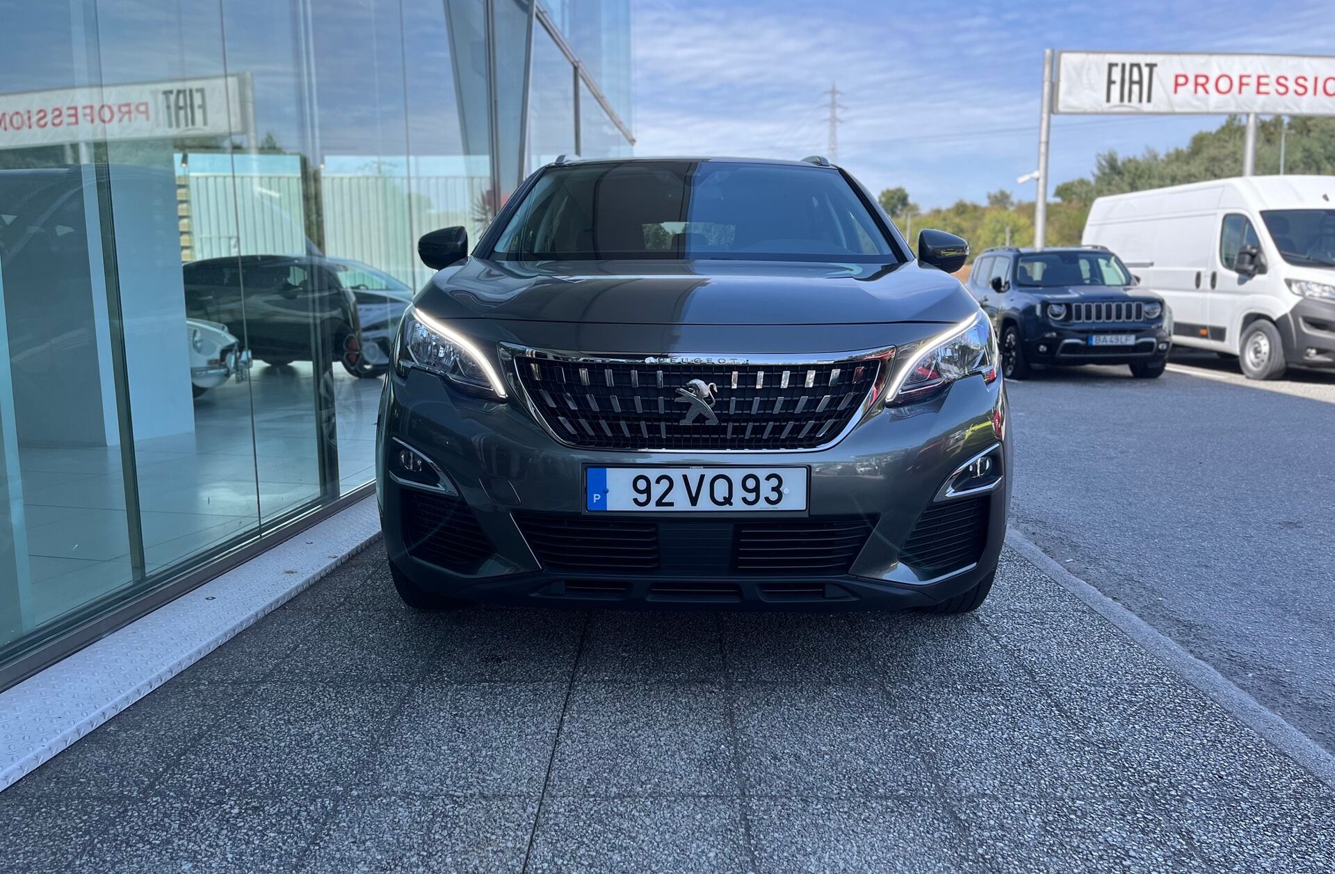 PEUGEOT 3008 1.5 BlueHDi Active