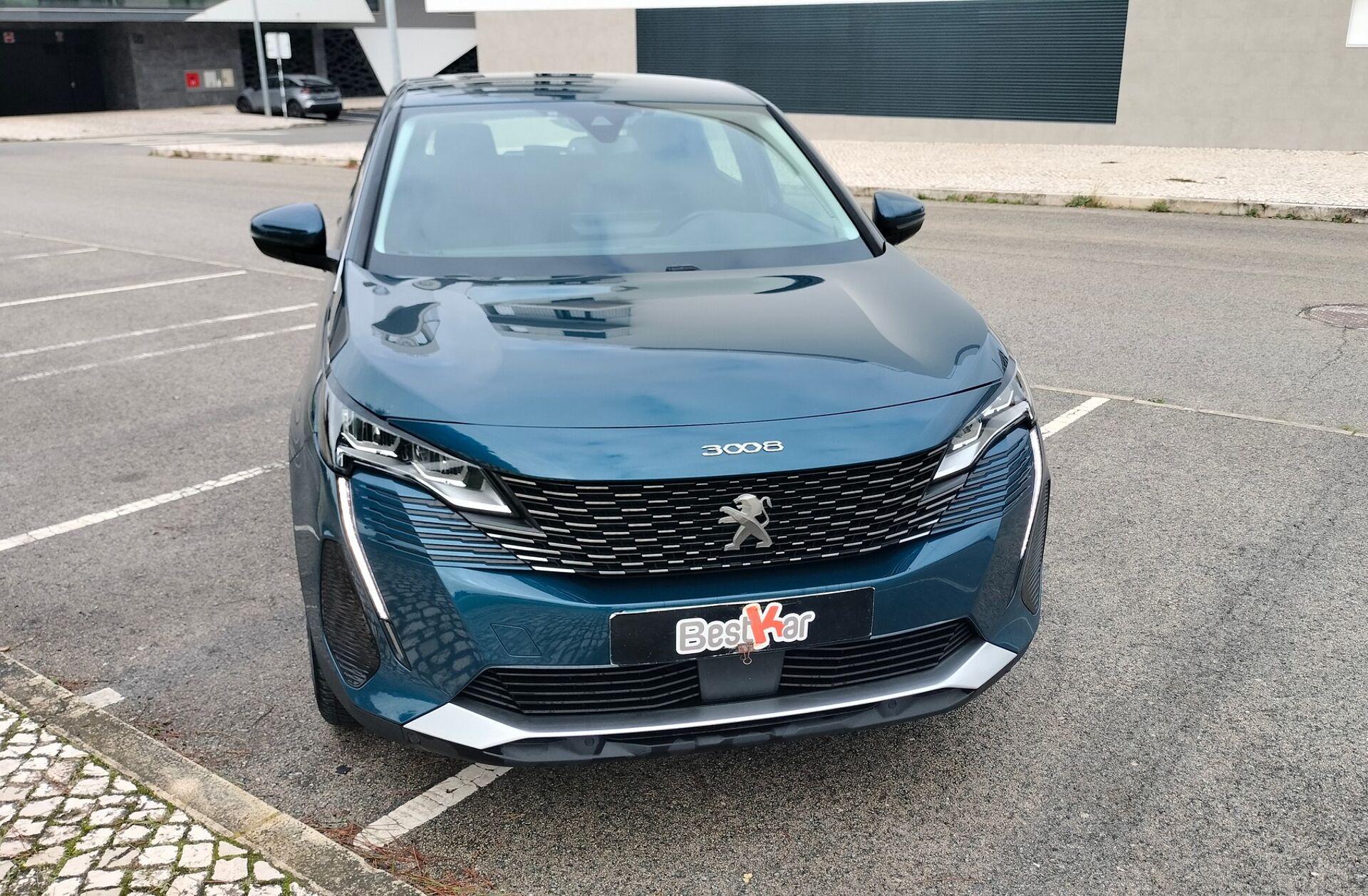 PEUGEOT 3008 1.5 BlueHDi Allure Pack EAT8