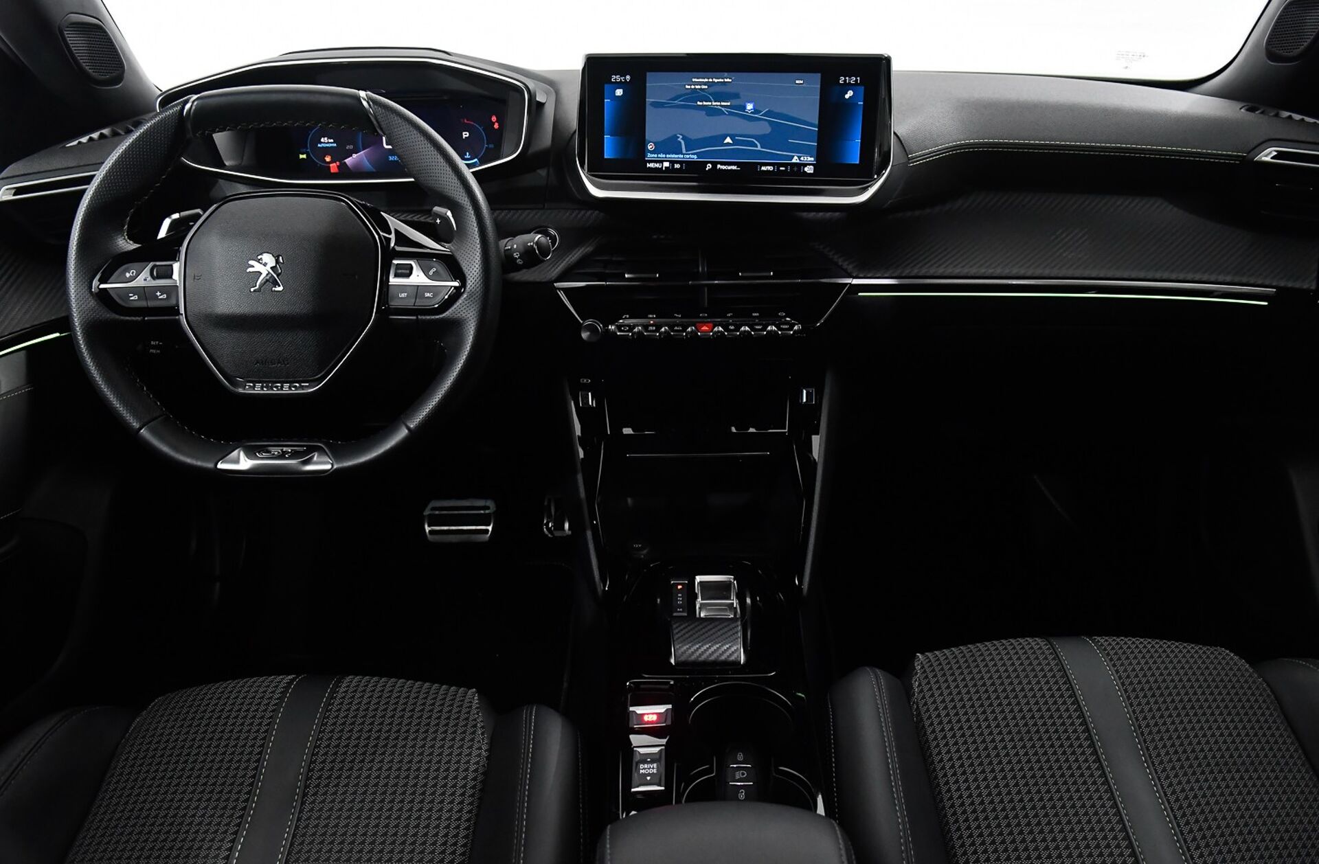 PEUGEOT 2008 1.2 PureTech GT EAT8